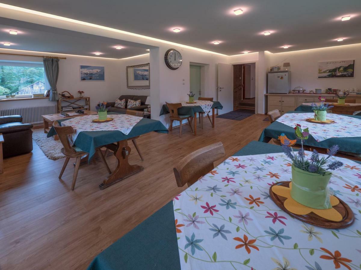 オーバートラウン ランドハウス リリー Bed & Breakfast エクステリア 写真